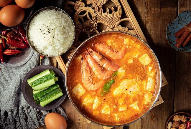 石锅拌饭合作店怎么经营生意才会更好？(图1)